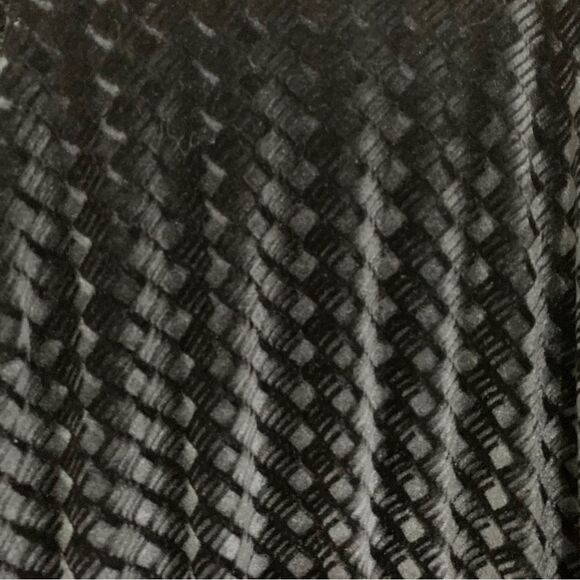 WHO WHAT WEAR DRESS WOMEN MEDIUM BLACK VELVET LONG SLEEVE GATHERED SHOULDER. - Picture 9 of 15